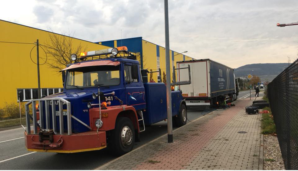 Unser Schlepper im Einsatz